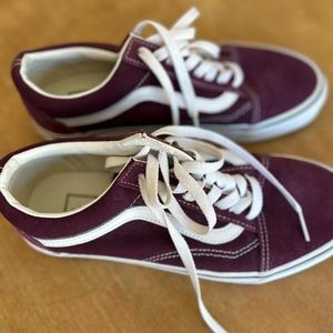 Vans old skool size 8